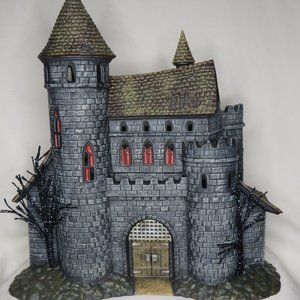 *** Rare Department 56 Universal Studios Monsters Draculas Castle (Discontinued)